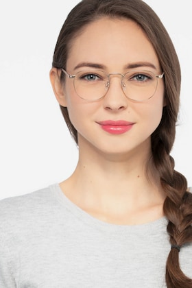 How To Find The Most Flattering Glasses For You